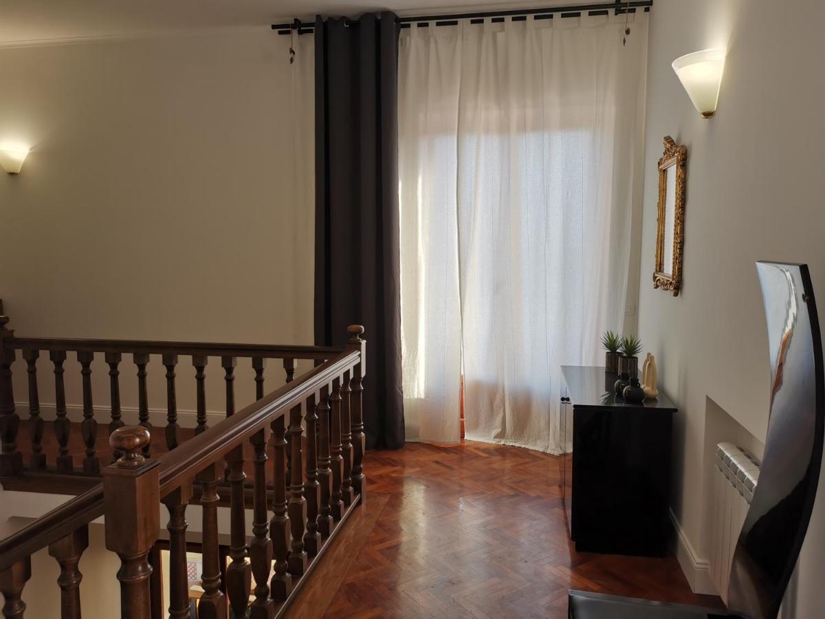Villa Flora Affittacamere Luni Extérieur photo